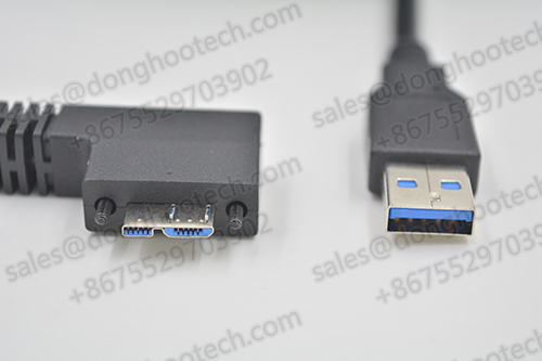 Industrial USB 3.0 Bus Cable The Micro B Right Exit with Recessed Screws 